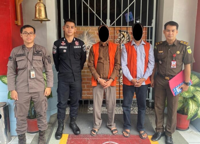 Penahanan tersangka Kasus Tanah Desa Sawoo