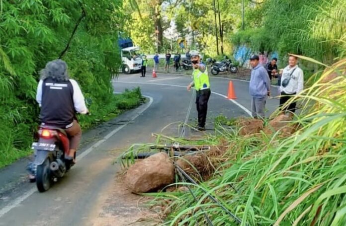 tanah longsor Sarangan Magetan